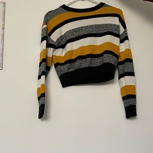 Cropped sweater